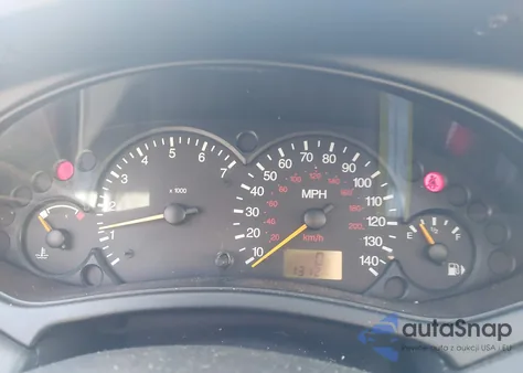 2002 Ford Focus Zx3 z USA, uszkodzony, nr VIN 3FAFP31372R222530